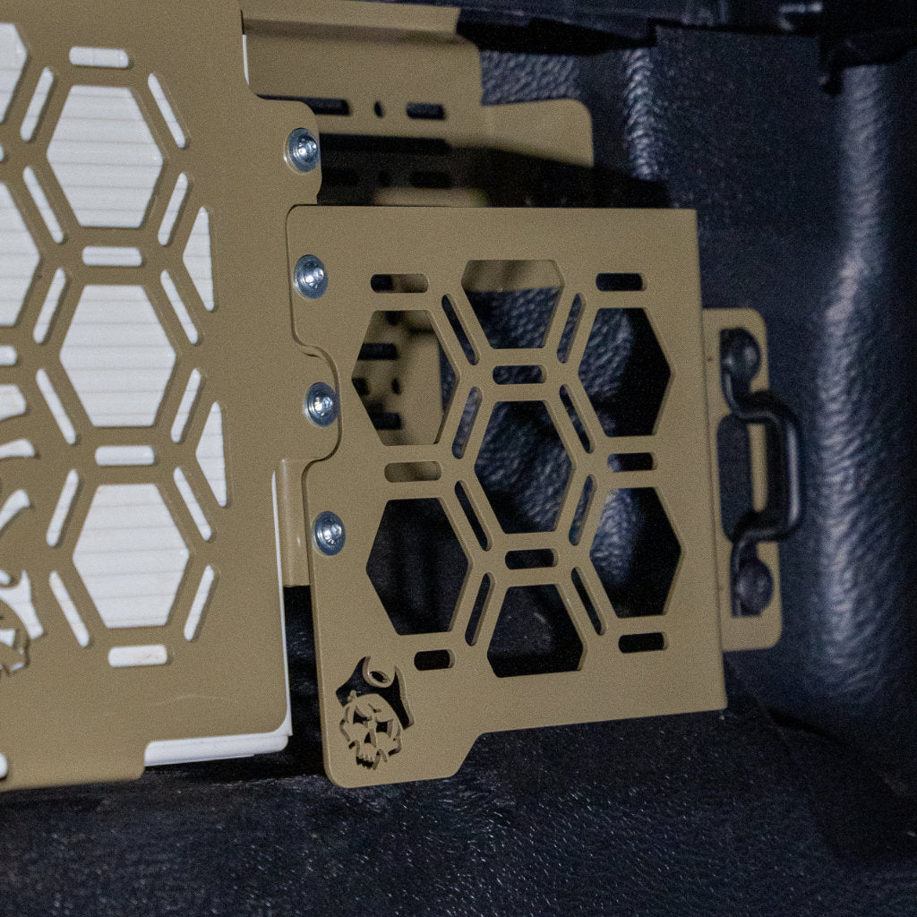 150Ah In Tub Wheel Arch Lithium Mount With Molle Panel Pocket Storage Suits Volkswagen Amarok (2023+)
