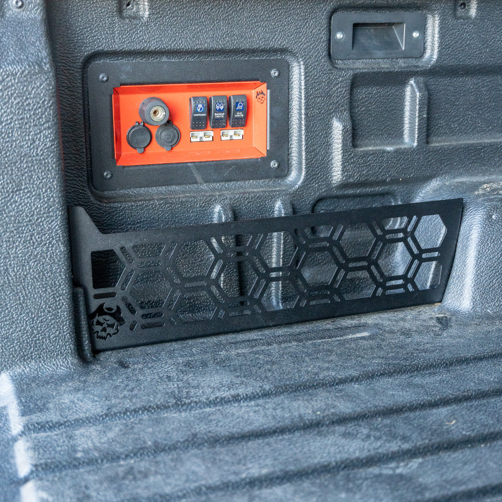 Molle Storage Pockets Volkswagen Amarok NF (2023+) - Plastic Tub Liner