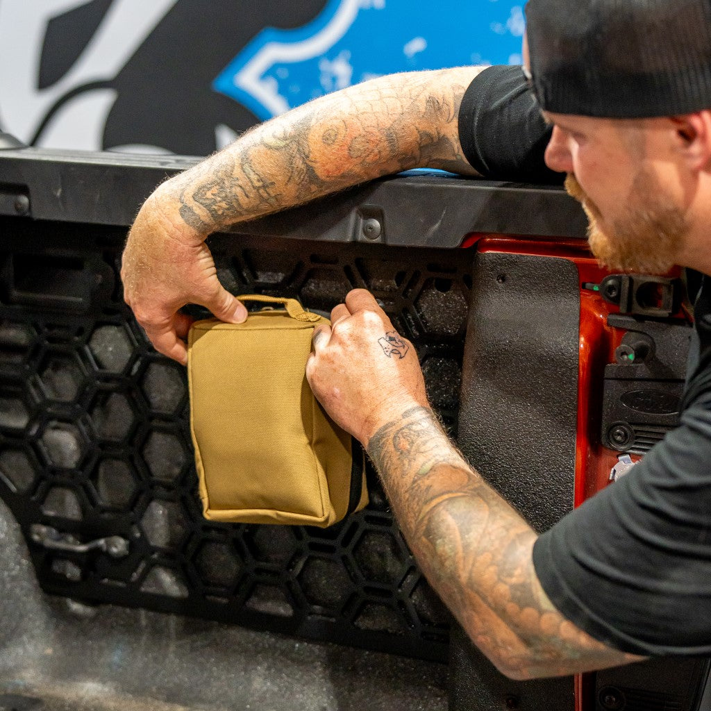 Full Side Molle Panel to Suit a Spray-In Tub Liner Volkswagen Amarok (2023+)